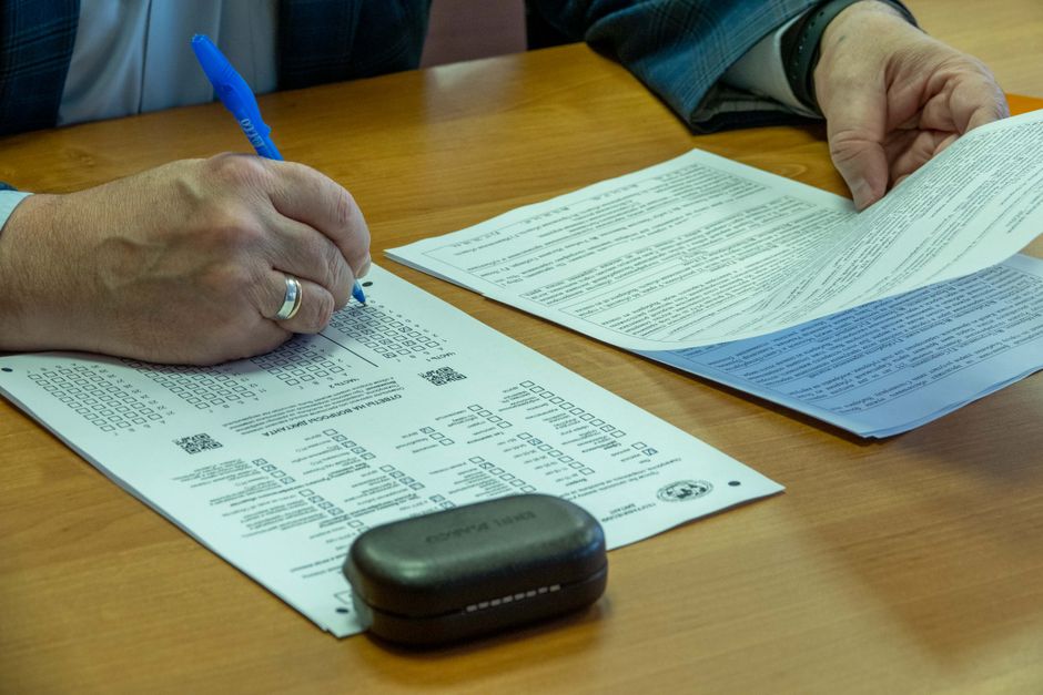 UK National Insurance Number Generator and Validator for Testing